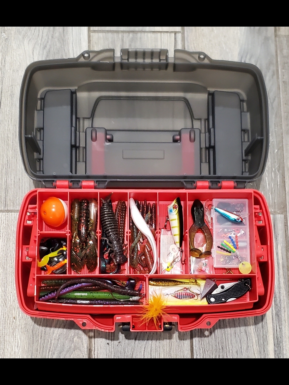 Tackle Box Red - Picture 4 of 5